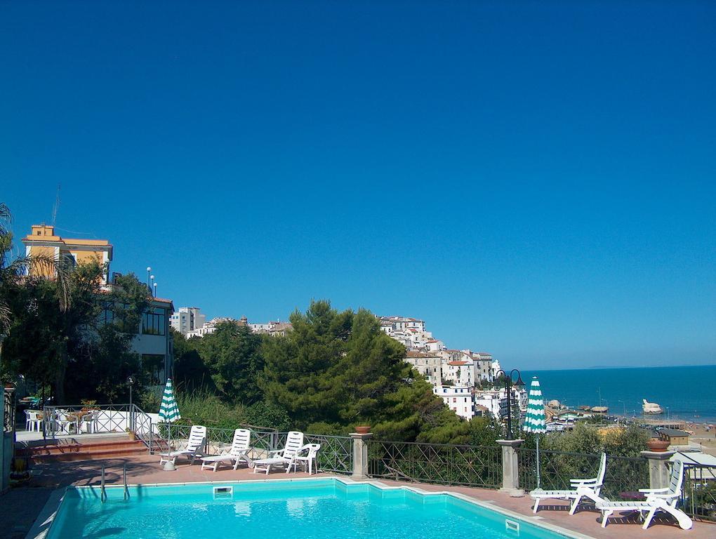 Hotel Piccolo Paradiso Di Rodi Garganico Exteriér fotografie